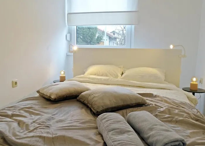 Apartment No15